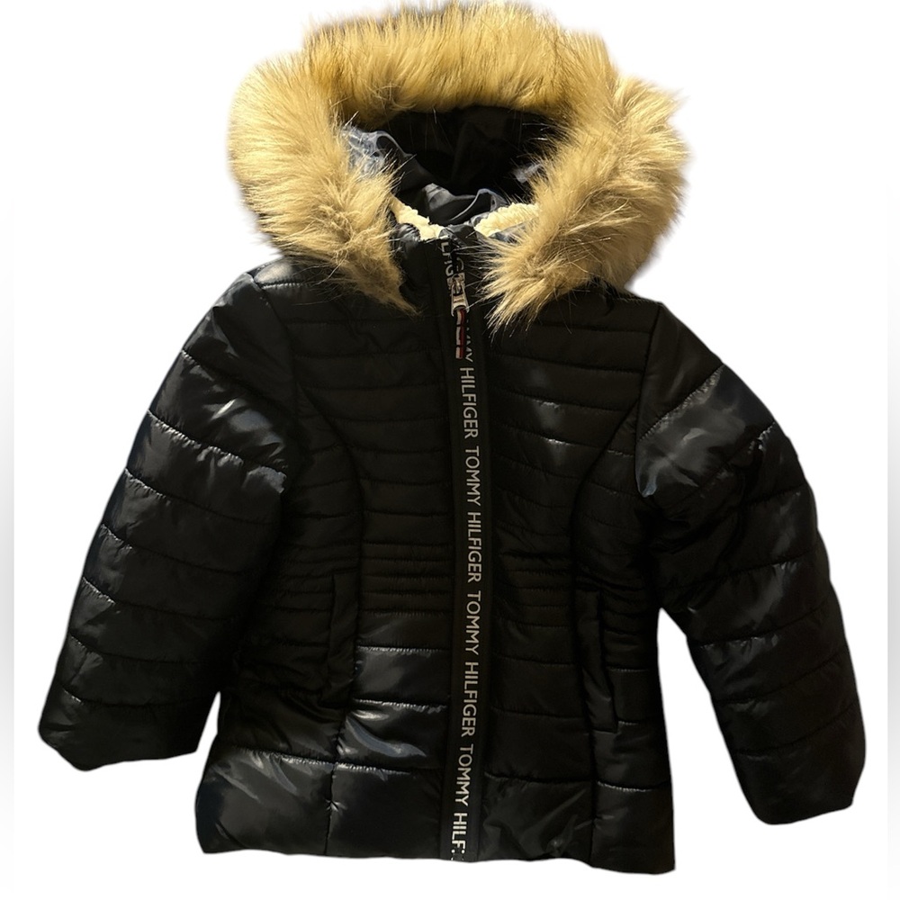 On sale ‼️‼️‼️‼️ NWT Tommy litt girls jacket…